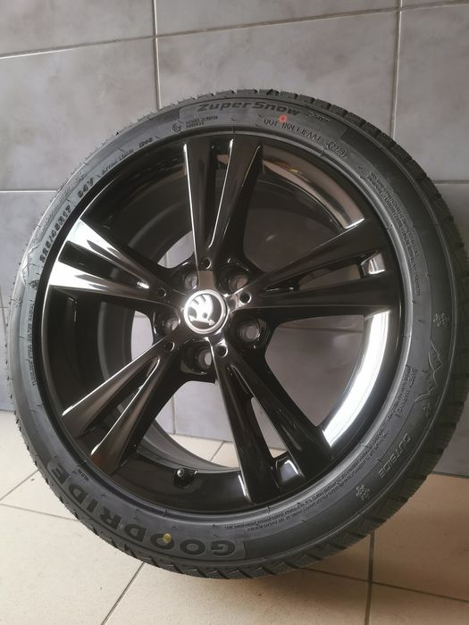 Koła zimowe 225/45R17 Skoda Octavia Karoq VW Golf Audi A3 5x112 Świdni