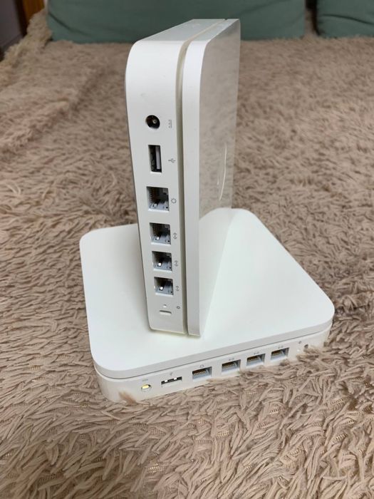Wi-Fi Роутер Apple Airport Extreme A1143, A1408