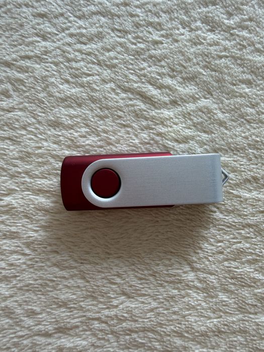Pendrive 16GB 2.0 nowy