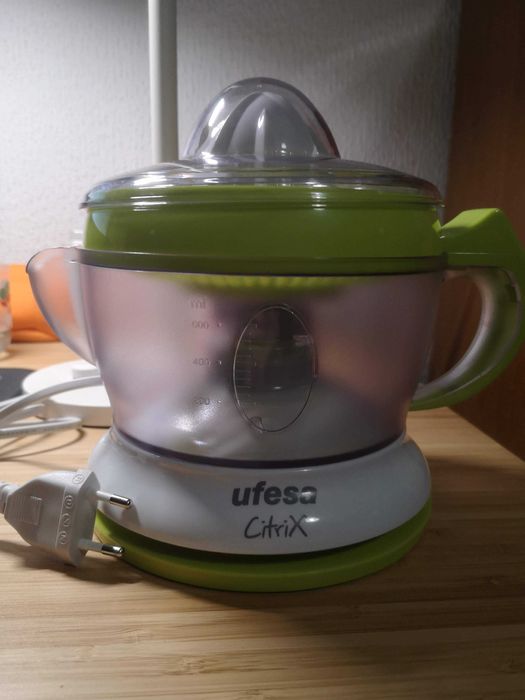 Espremedor Citrinos Ufesa EX4938
