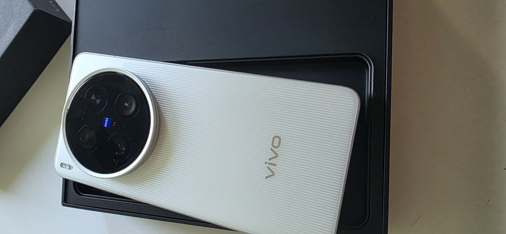 Vivo x200 ultra 16/1tb