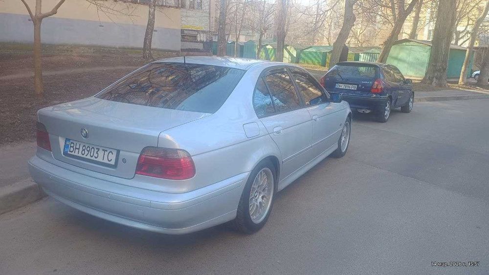 Продам BMW E39 2002