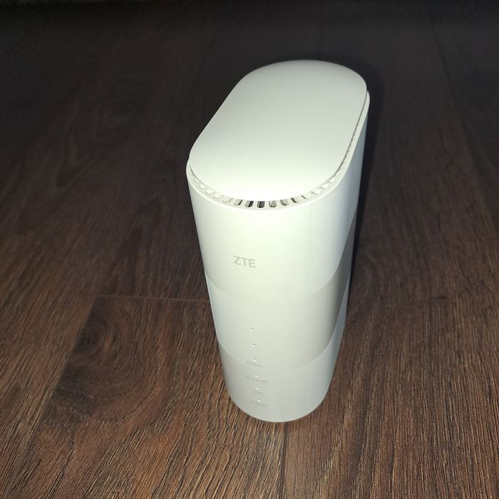 Router 5G Zte MC801A