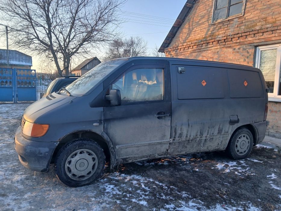 Мерседес Бенс Віто