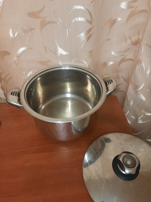 Кастрюли  нержавейка