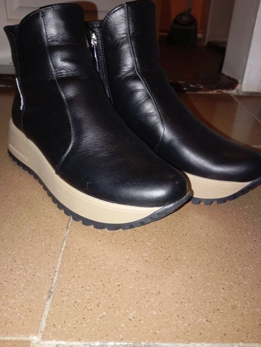 Зимові жіночі черевики