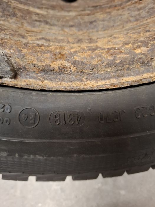 Зима пара 205/65/16 С шини + диски 6j16 et 50 5×118  трафік Рено