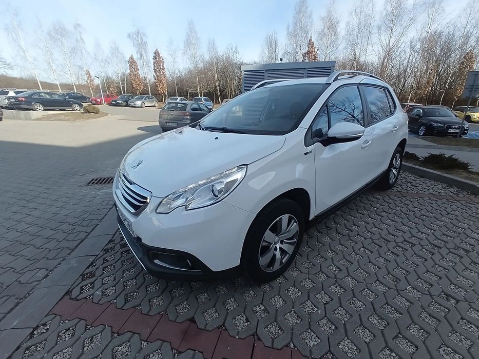 Peugeot 2008 1.6 eHDI Stan Bardzo Dobry Mały Przebieg Wersja STYLE