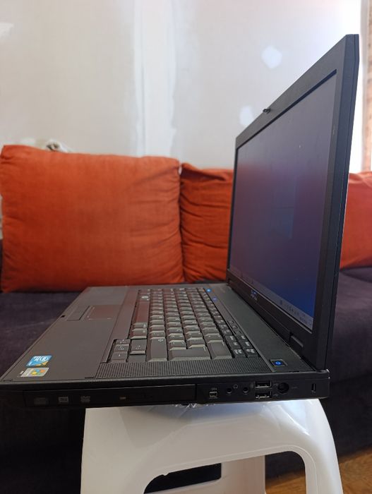 Dell Latitude E5500 (Intel Core 2 Duo - 4GB RAM - 128GB SSD)