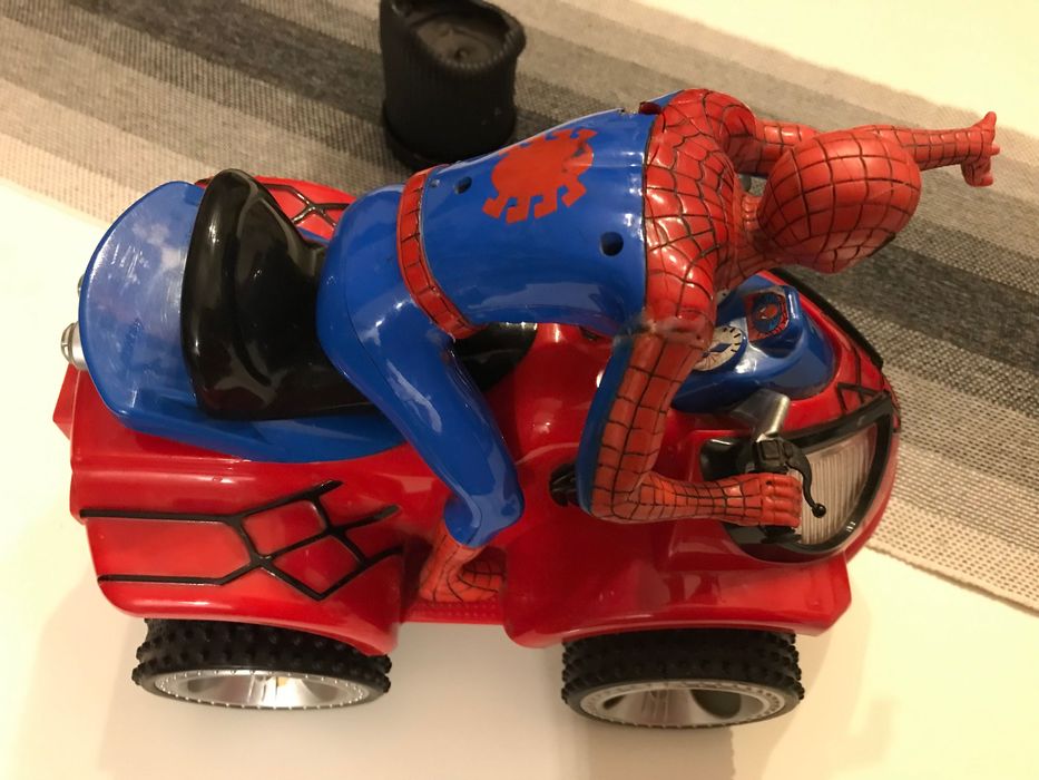 Pojazd na pilota Spider-man 2008