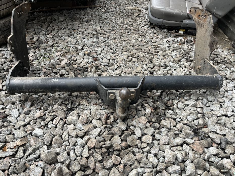 Фаркоп прицепное Nissan Navara D22 kingcab np300 навара 98-06г
