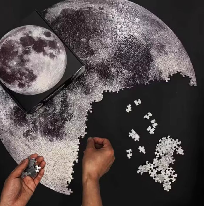 Круглий пазл Місяць на 1000 елементів, 67 см діаметр