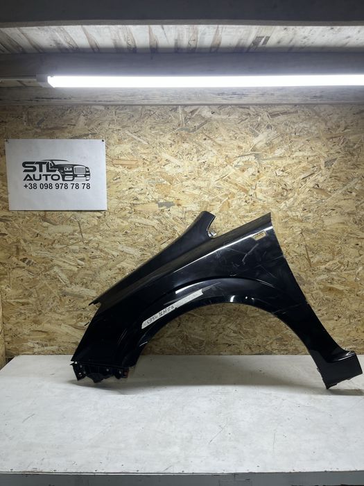 Ліве переднє крило Opel Zafira