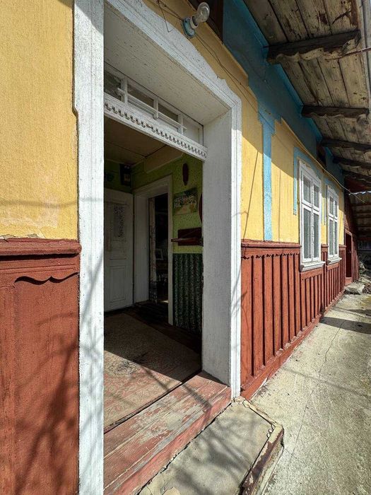 Продається будинок в с. Устя