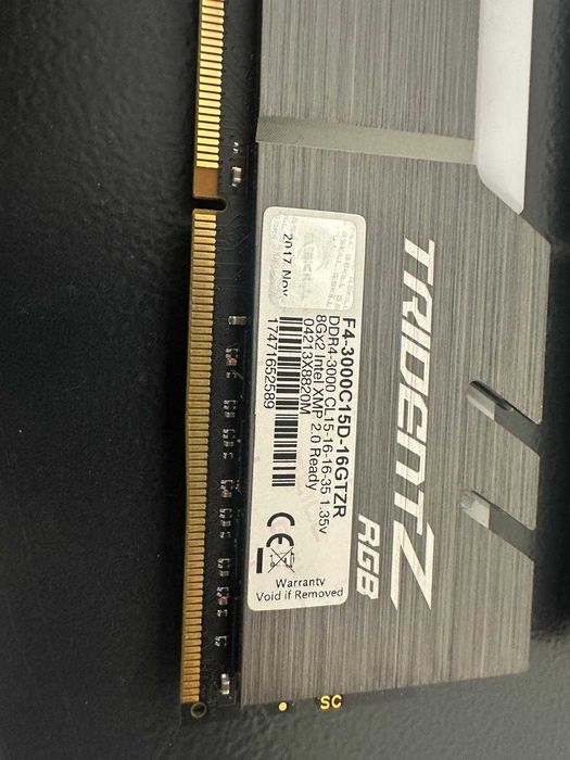 G.Skill Trident Z DDR4 16GB (2x8GB) 3000MHz CL15 RGB