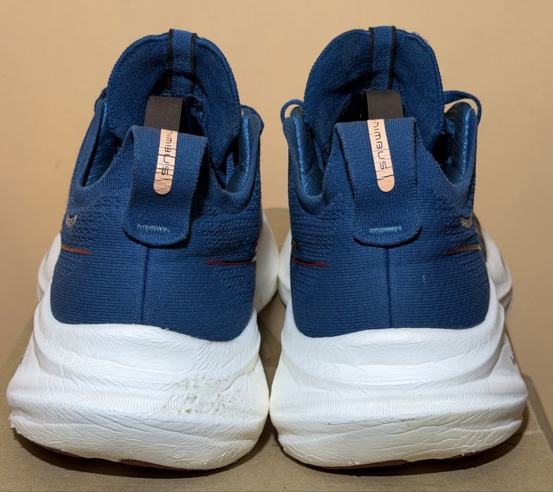 Кросівки Asics Gel-Nimbus 26. Розмір 44(28 см)