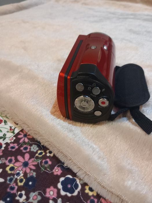 Vendo máquina  de filmar  muito bonita como nova
