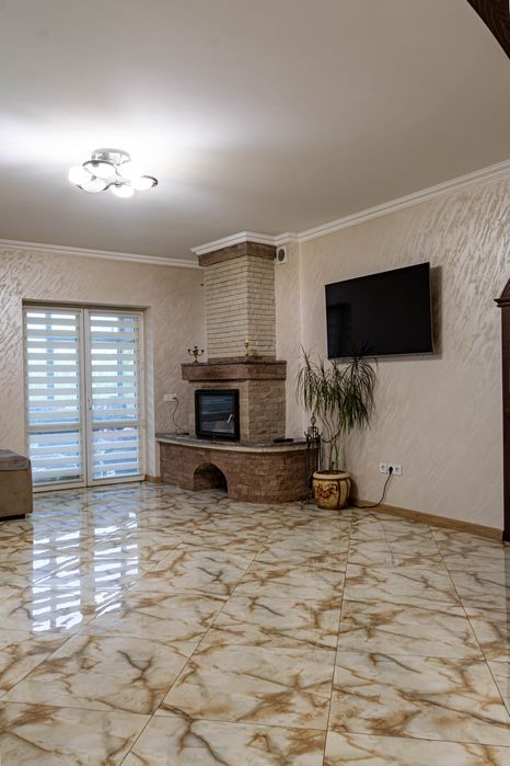 Продається  Будинок 125 м² з ремонтом | 20 соток | гараж | 5 км до ТЦ Майдан