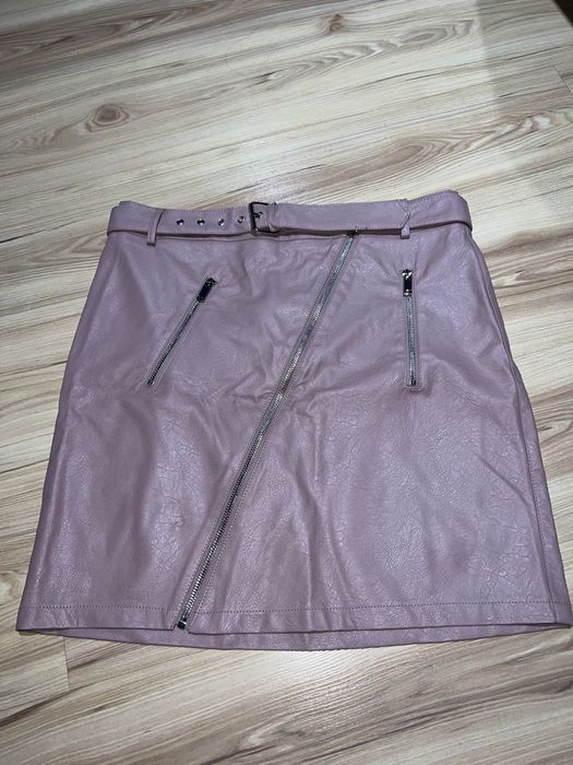 Różowa spódniczka L/40
