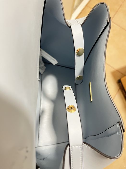 Mochila azul bebe, imitacao de couro