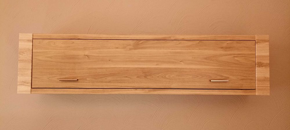 Szafka wisząca raflo z Black Red White