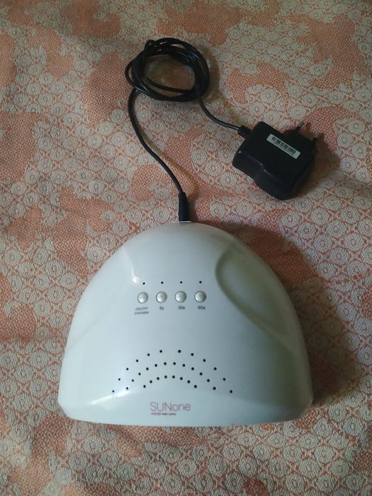 Лампа для манікюру уф/led SUNone