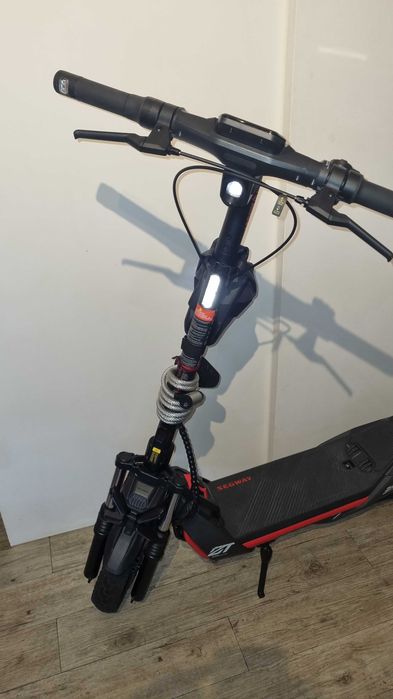 Trotinete Segway ZT3 Pro