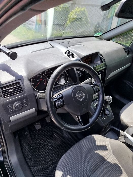 Opel zafira B 2010