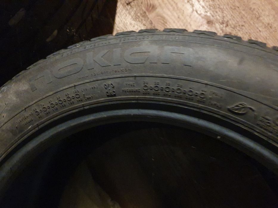 Nokian  WR D4 215/55/17  opony  zimowe cena za komplet ładne zimówki