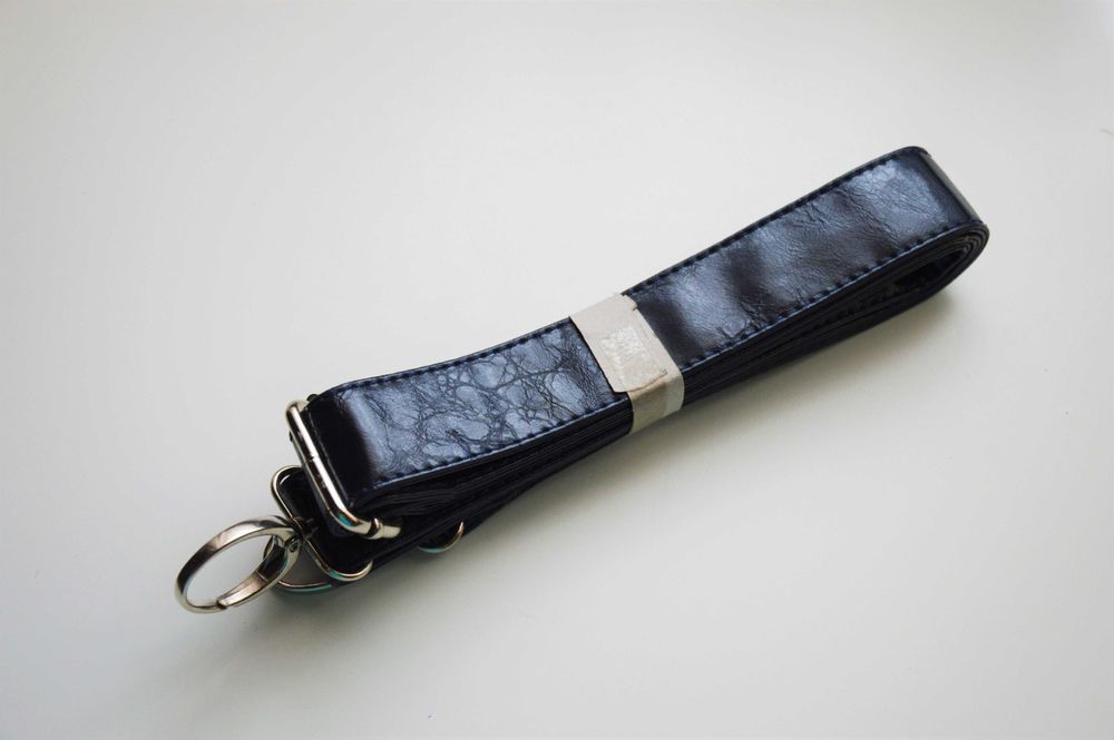 Various adjustable and new straps for suitcases / wallets64751008995843124