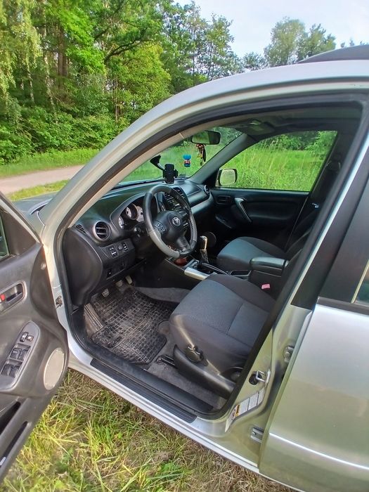 Sprzedam Toyote Rave 4