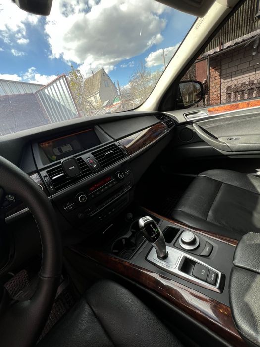 Bmw x5 e70 3.0 бензин