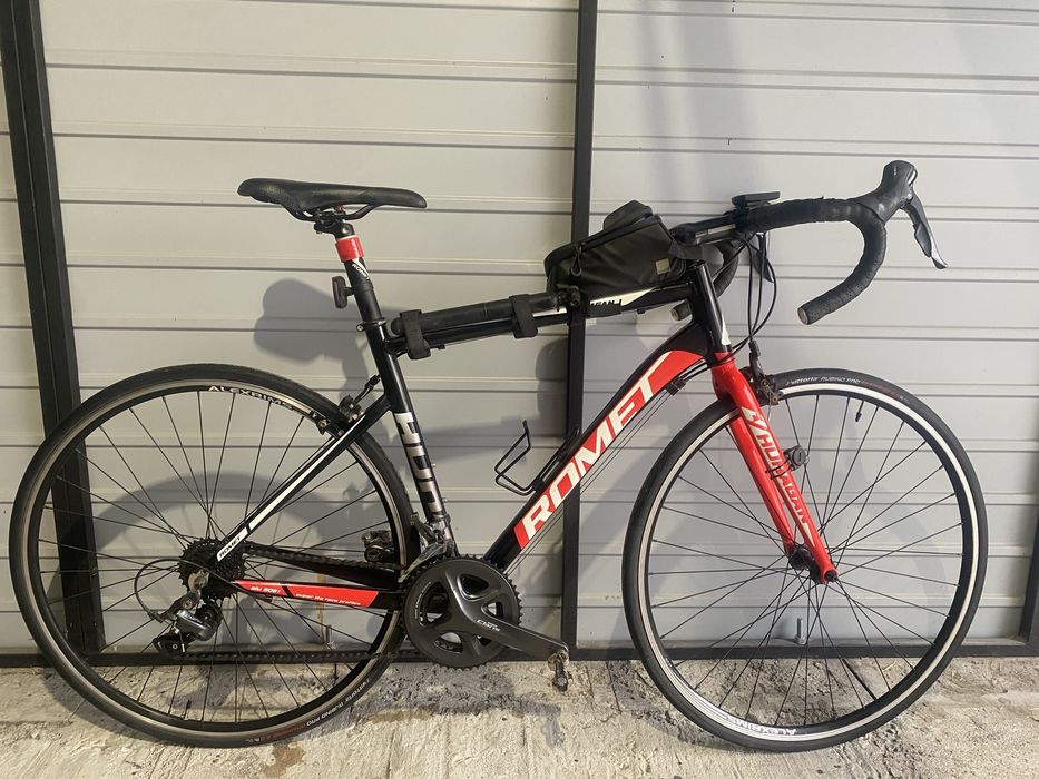 Rower szosowy ROMET Huragan 1 plus