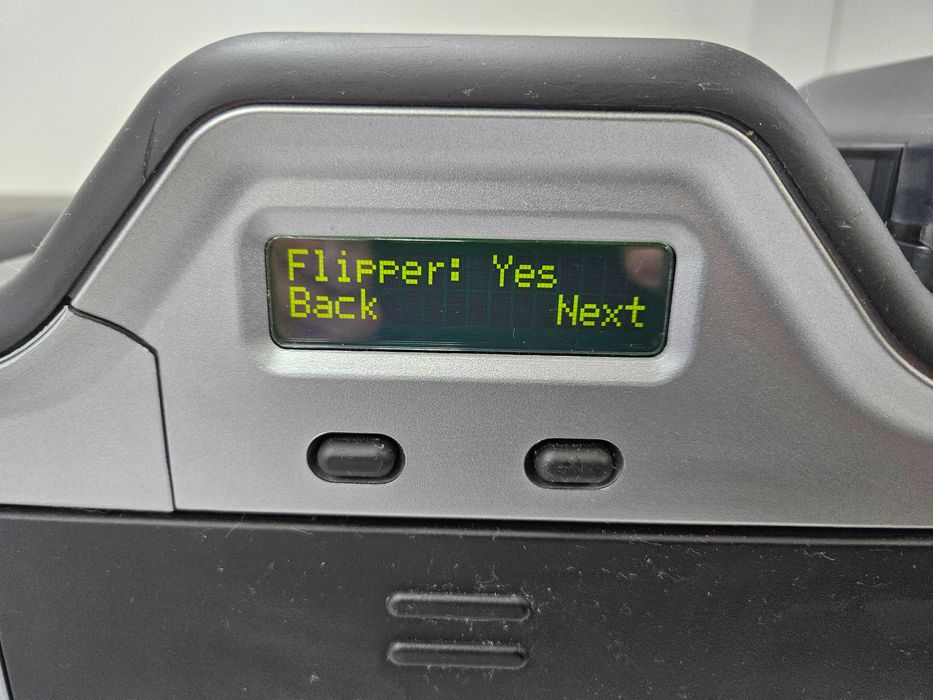 FARGO HDP5000 принтер пластикових карт 2-сторонній професійний 300dpi