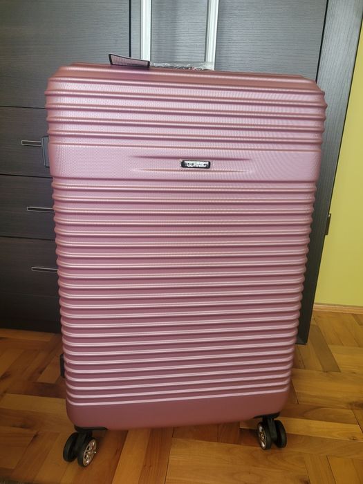 Duża walizka OCHNIK
