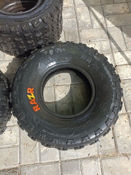 Pneus moto 4 jantes 11