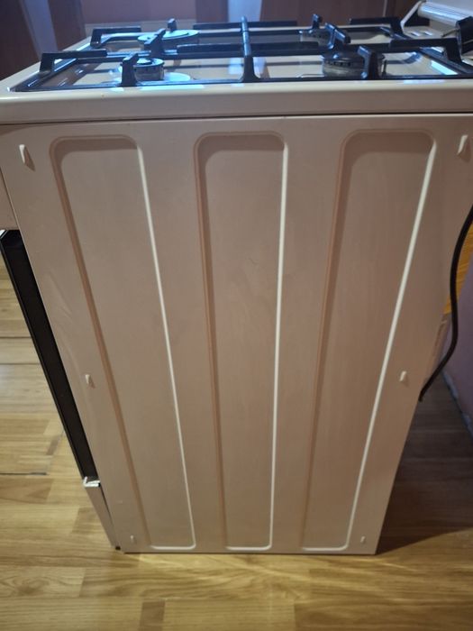 Продам плита газова  BEKO