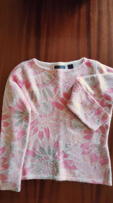 Светр  ангоровий