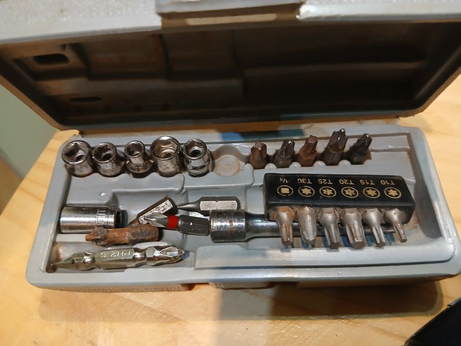 Wkrętak akumulatorowy NITEO TOOLS POJM160209