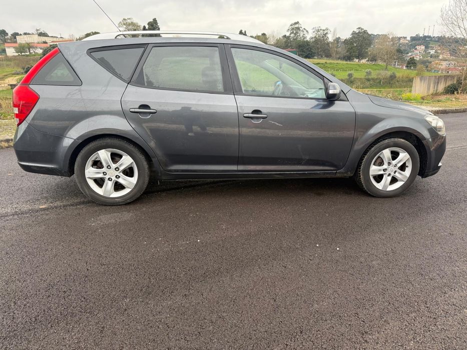 Kia ceed 1.6 diesel 2011