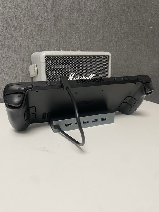 Steam deck lcd 512 100% battery+ dock station