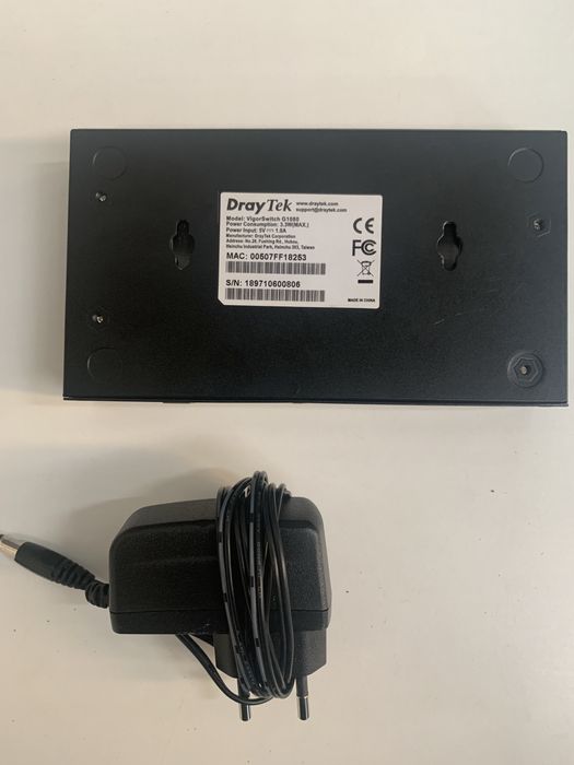 Switch dray tek 8 portas