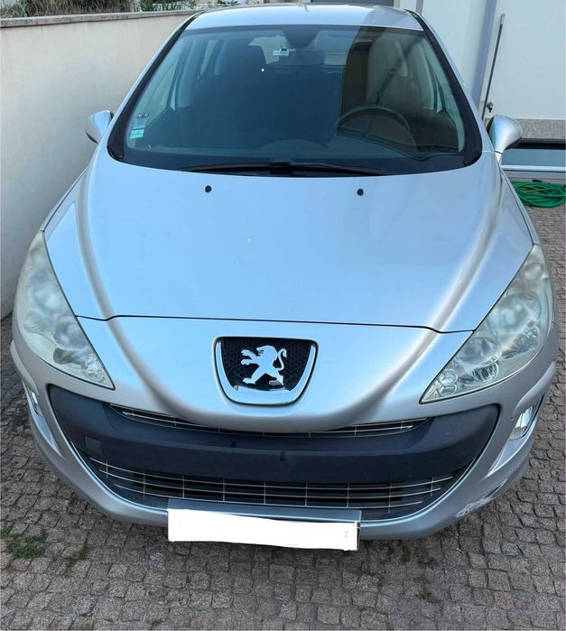 Venda de carro em excelente estado só com um dono