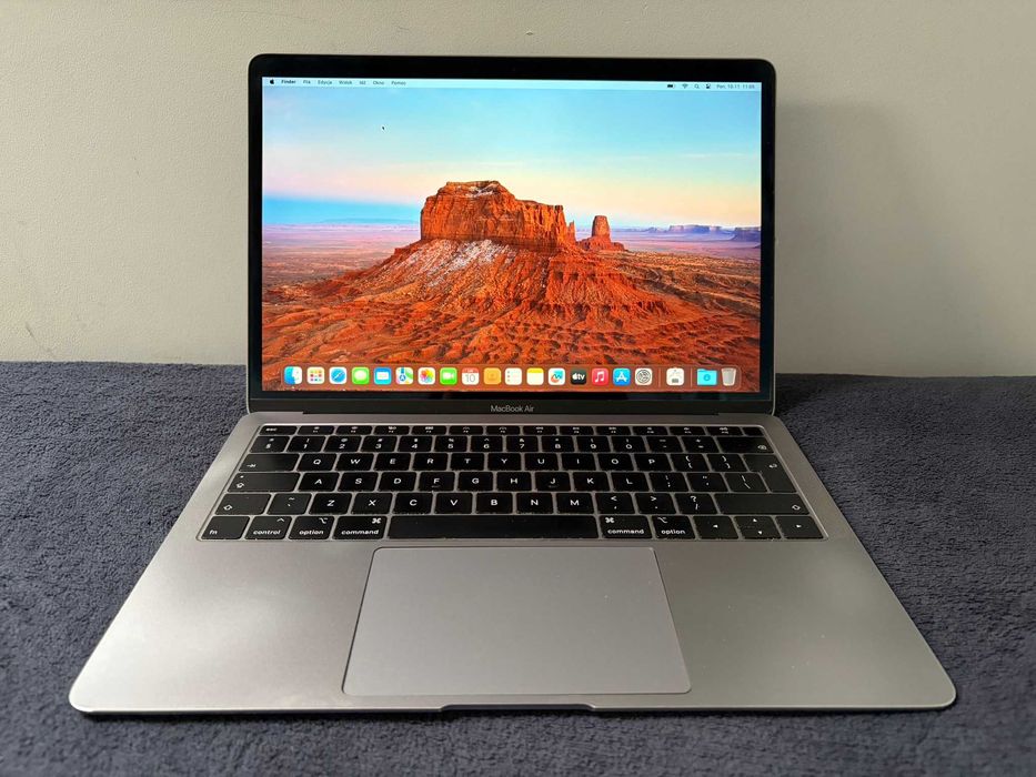 Laptop Apple MacBook Air 2019 i5 8/256GB 13,3