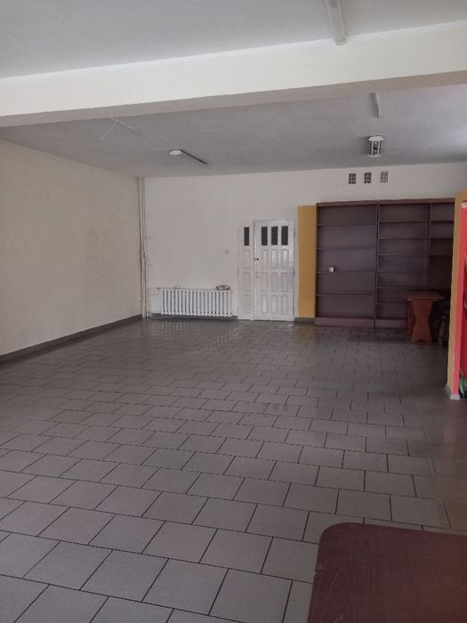 Wynajmę  lokal  73m2