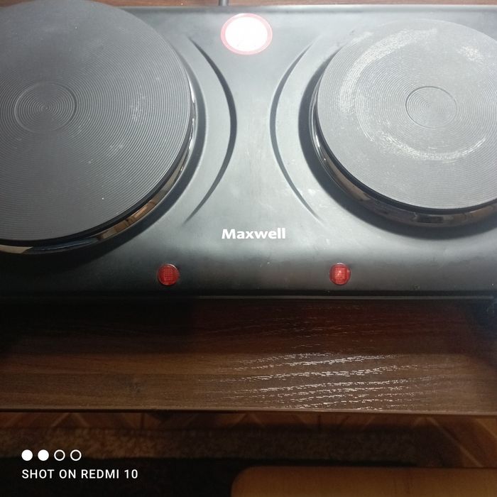Продам електро плиту maxwell 1900Wll