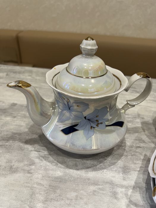 Сервиз чайный фарфор