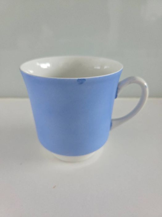 Filiżanka Ćmielów niebieska porcelanowa