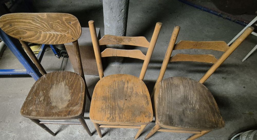 Krzesła PRL do renowacji