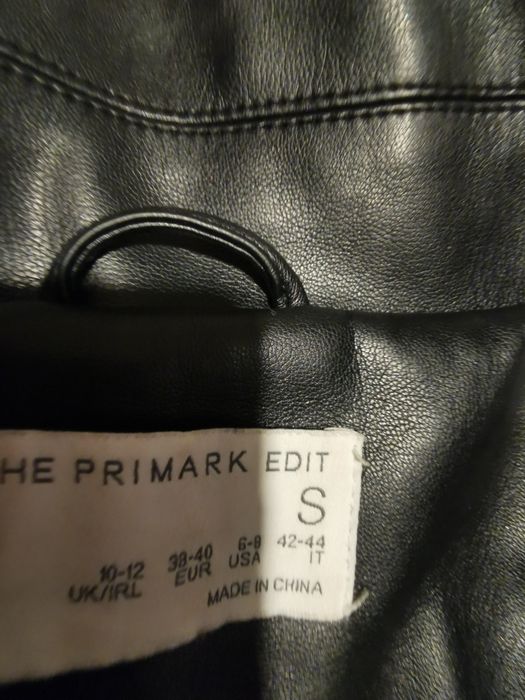 Kurtka że sztucznej skóry